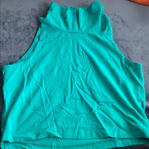 Turtleneck crop top - Picture 1 of 3